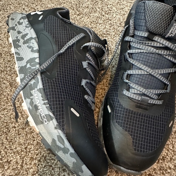 Mens UA Charged Tennis Shoes- Size 12 - Picture 4 of 7